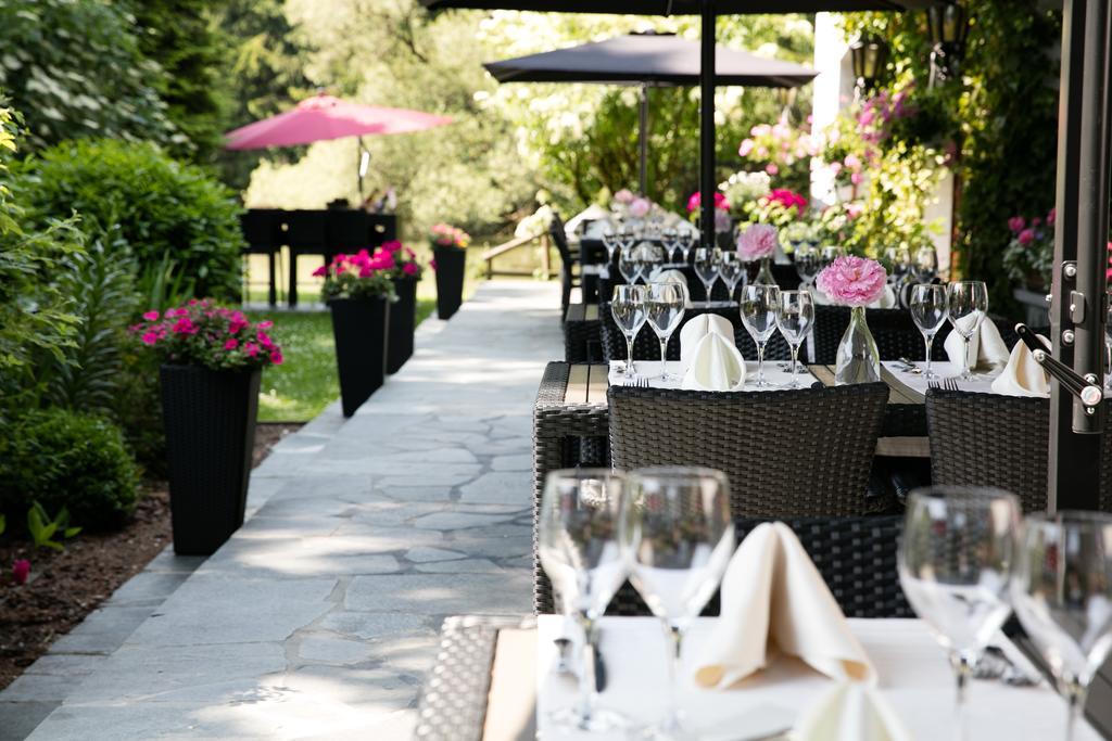 Hotel Steineweiher St. Vith ภายนอก รูปภาพ