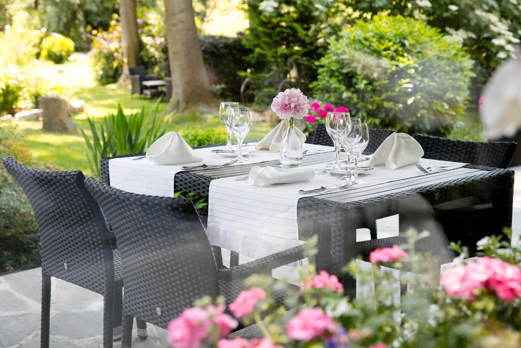 Hotel Steineweiher St. Vith ภายนอก รูปภาพ