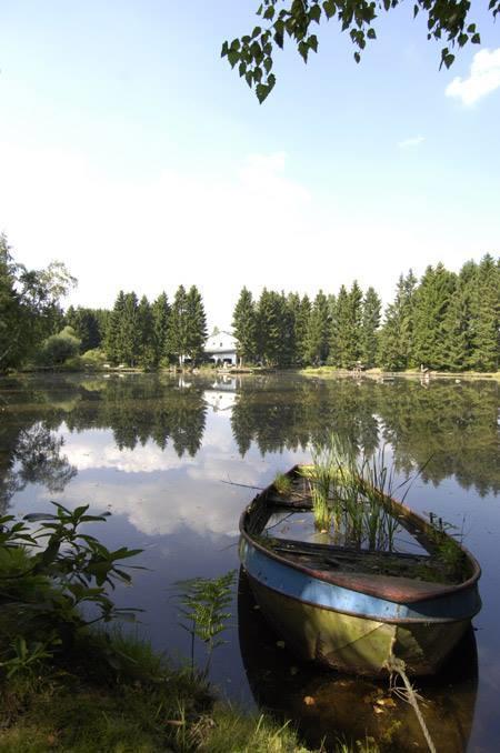 Hotel Steineweiher St. Vith ภายนอก รูปภาพ